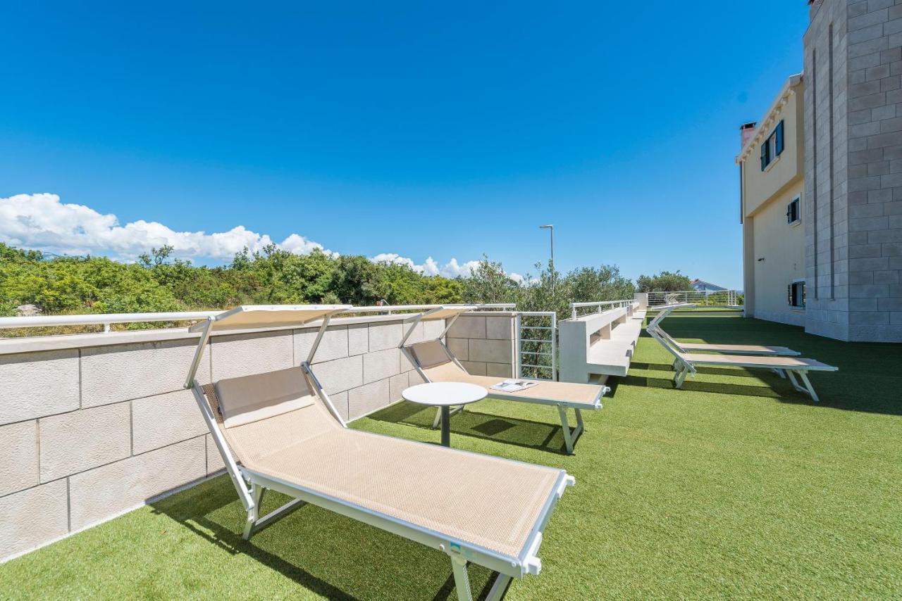 Kings View Sarkic Apartment Novalja Ngoại thất bức ảnh